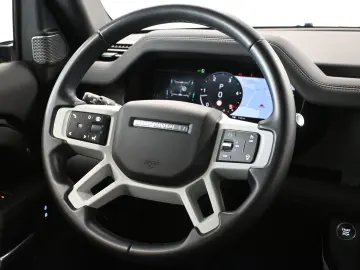 LAND ROVER Defender 110 S AWD AHK 360 KAM PANO LUFT KEYLESS