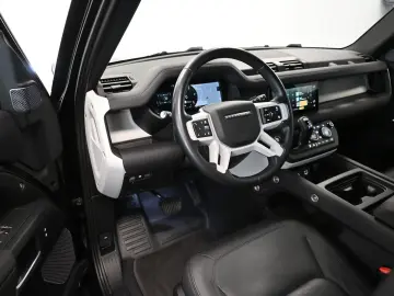 LAND ROVER Defender 110 S AWD AHK 360 KAM PANO LUFT KEYLESS