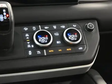 LAND ROVER Defender 110 S AWD AHK 360 KAM PANO LUFT KEYLESS