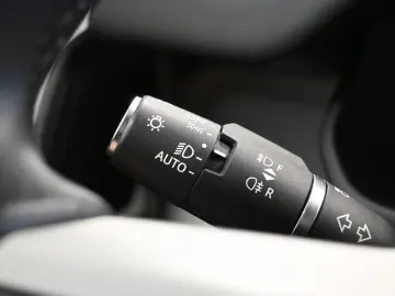 LAND ROVER Defender 110 S AWD AHK 360 KAM PANO LUFT KEYLESS