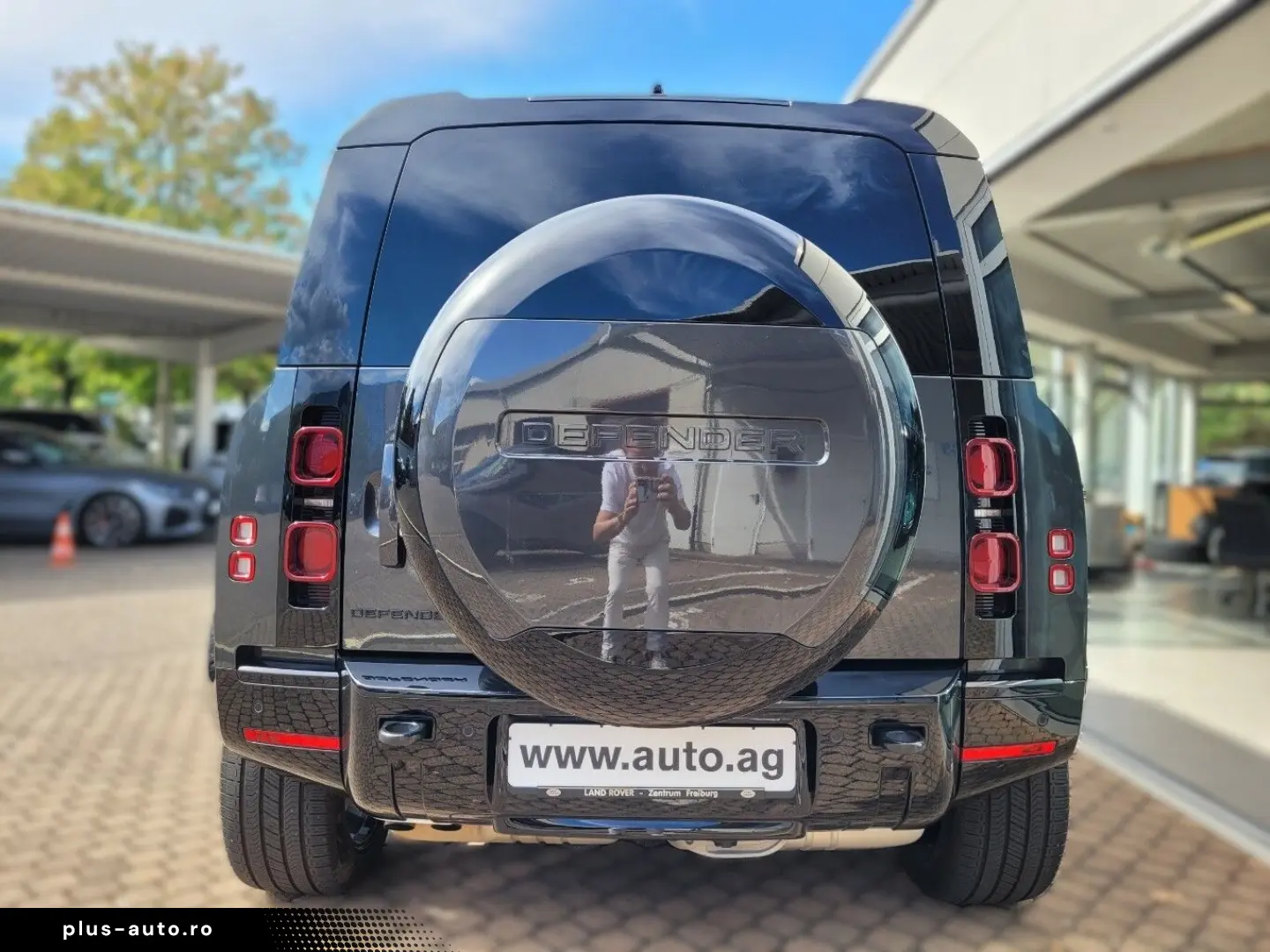 LAND ROVER Defender 110 D300 X-Dynamic HSE 22  HUD Standhei