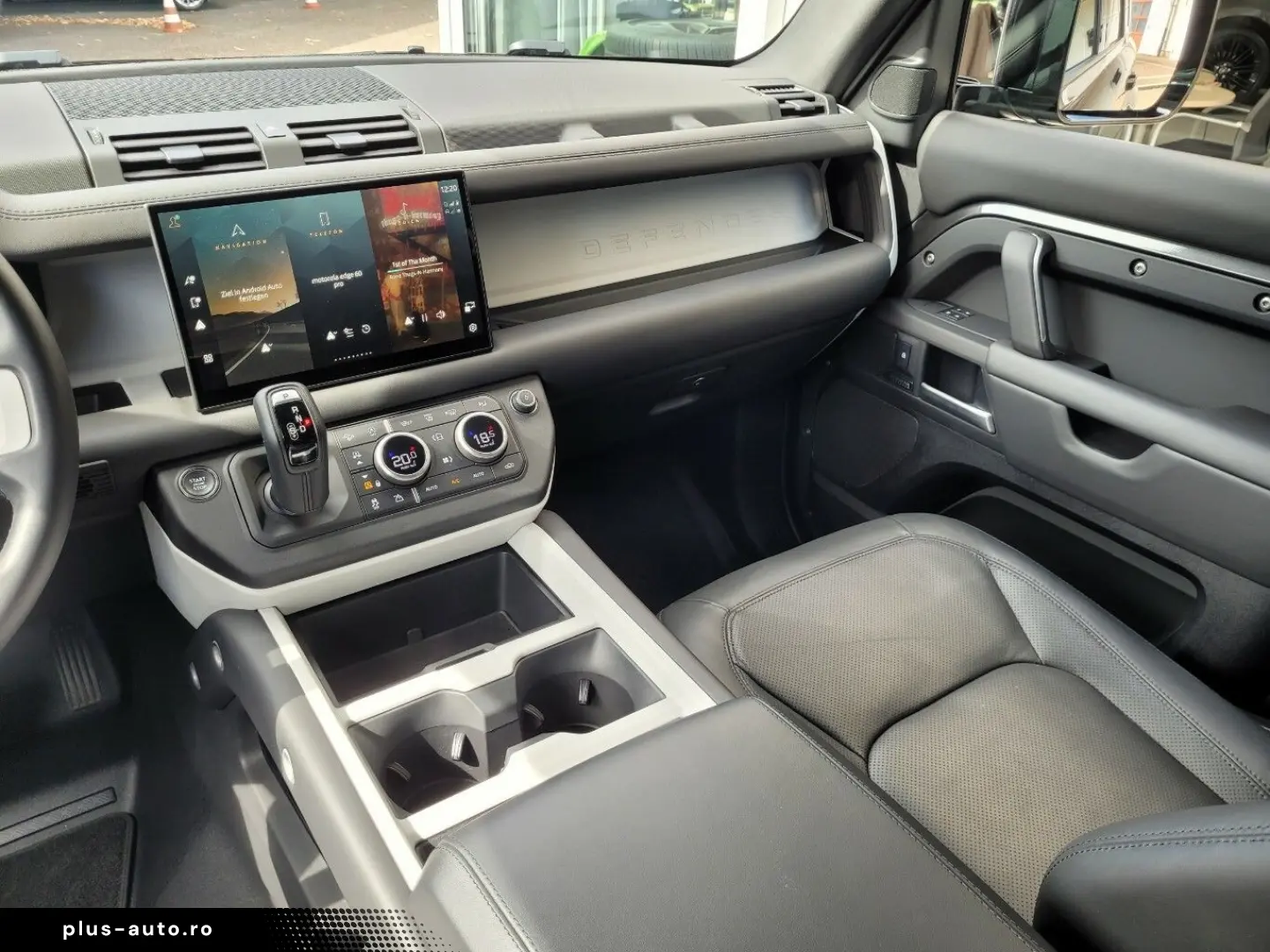 LAND ROVER Defender 110 D300 X-Dynamic HSE 22  HUD Standhei