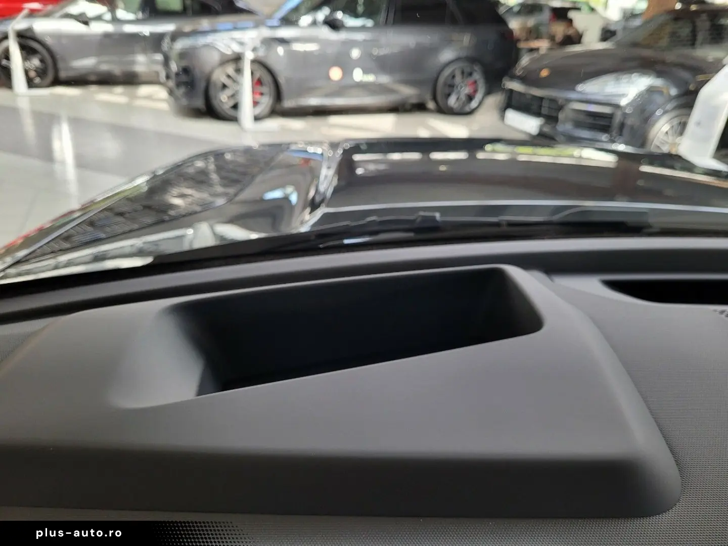 LAND ROVER Defender 110 D300 X-Dynamic HSE 22  HUD Standhei