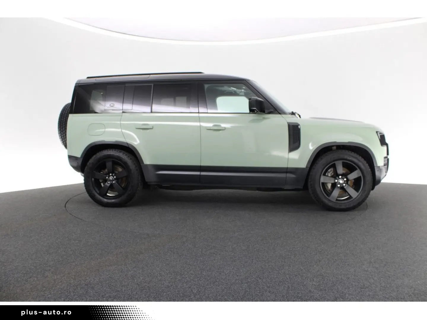 LAND ROVER Defender 110 D300 75th Limited Edition HUD 360