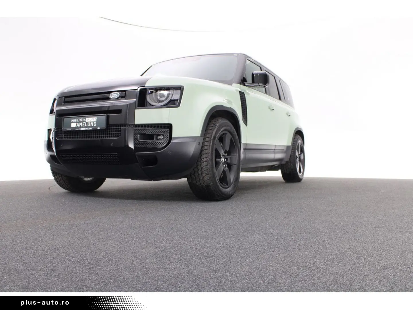 LAND ROVER Defender 110 D300 75th Limited Edition HUD 360