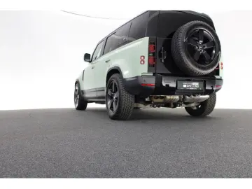 LAND ROVER Defender 110 D300 75th Limited Edition HUD 360