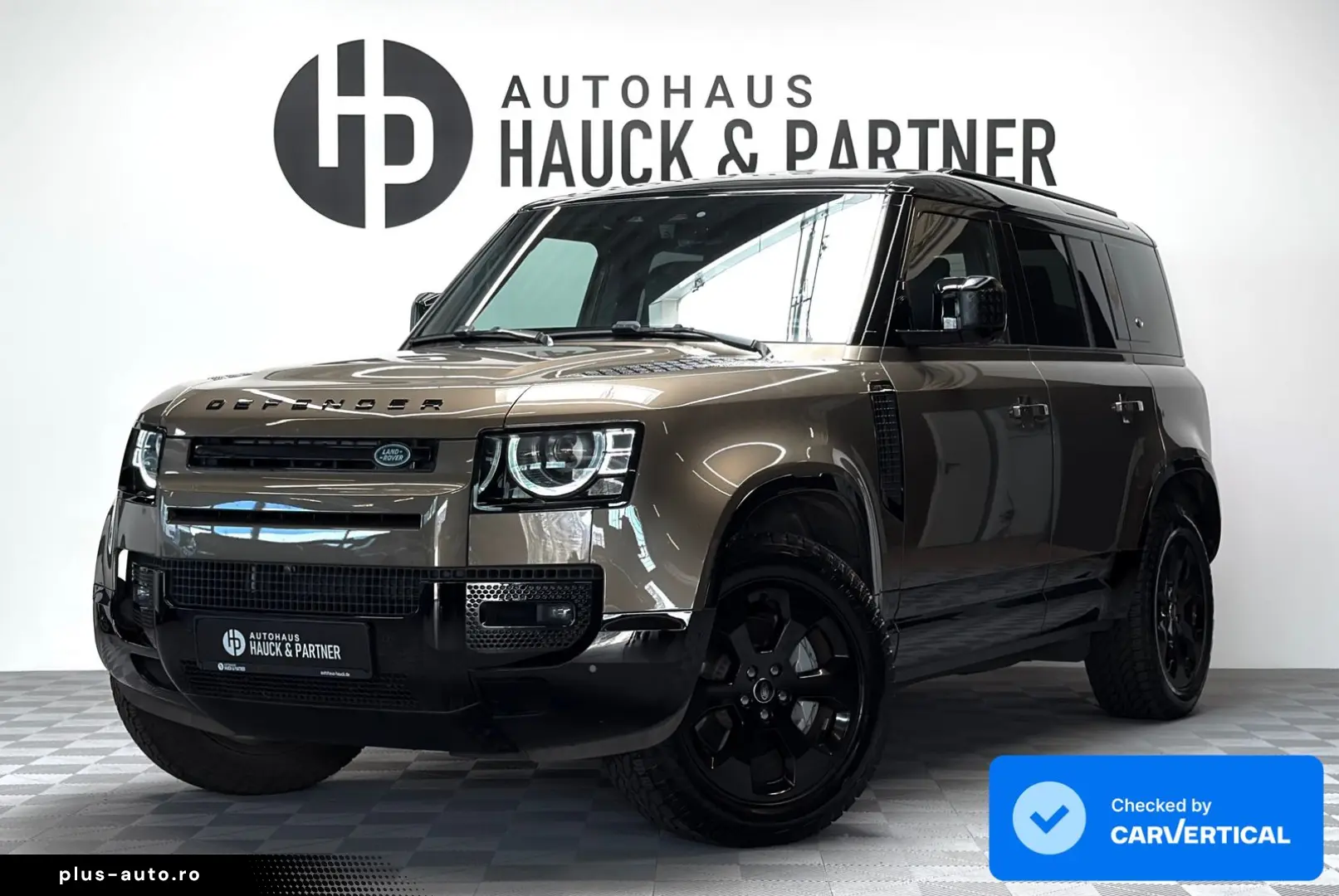 LAND ROVER Defender D300 110 X-Dynamic HSE AHK Pano Matrix