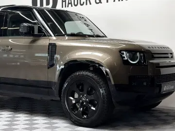LAND ROVER Defender D300 110 X-Dynamic HSE AHK Pano Matrix