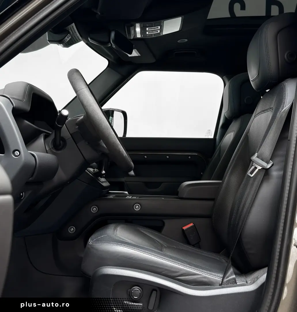 LAND ROVER Defender D300 110 X-Dynamic HSE AHK Pano Matrix