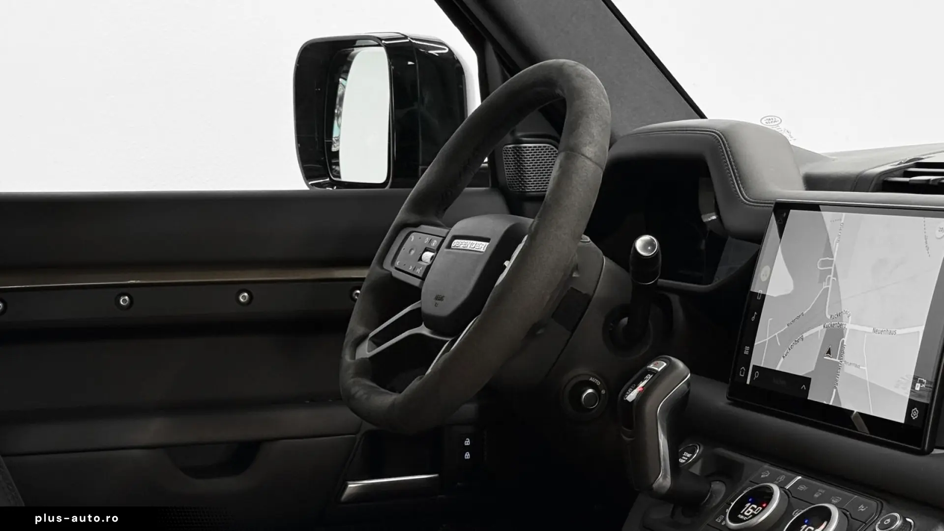 LAND ROVER Defender D300 110 X-Dynamic HSE AHK Pano Matrix