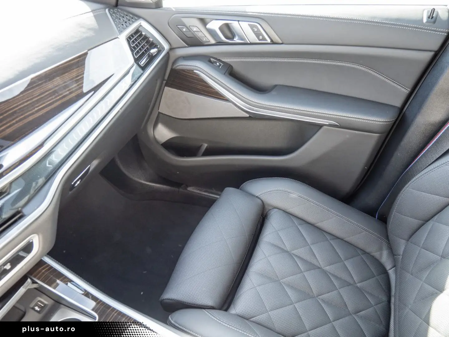 BMW X5 xDrive 50e M-Sport Pro 22 ZOLL AHK PANO 360 K