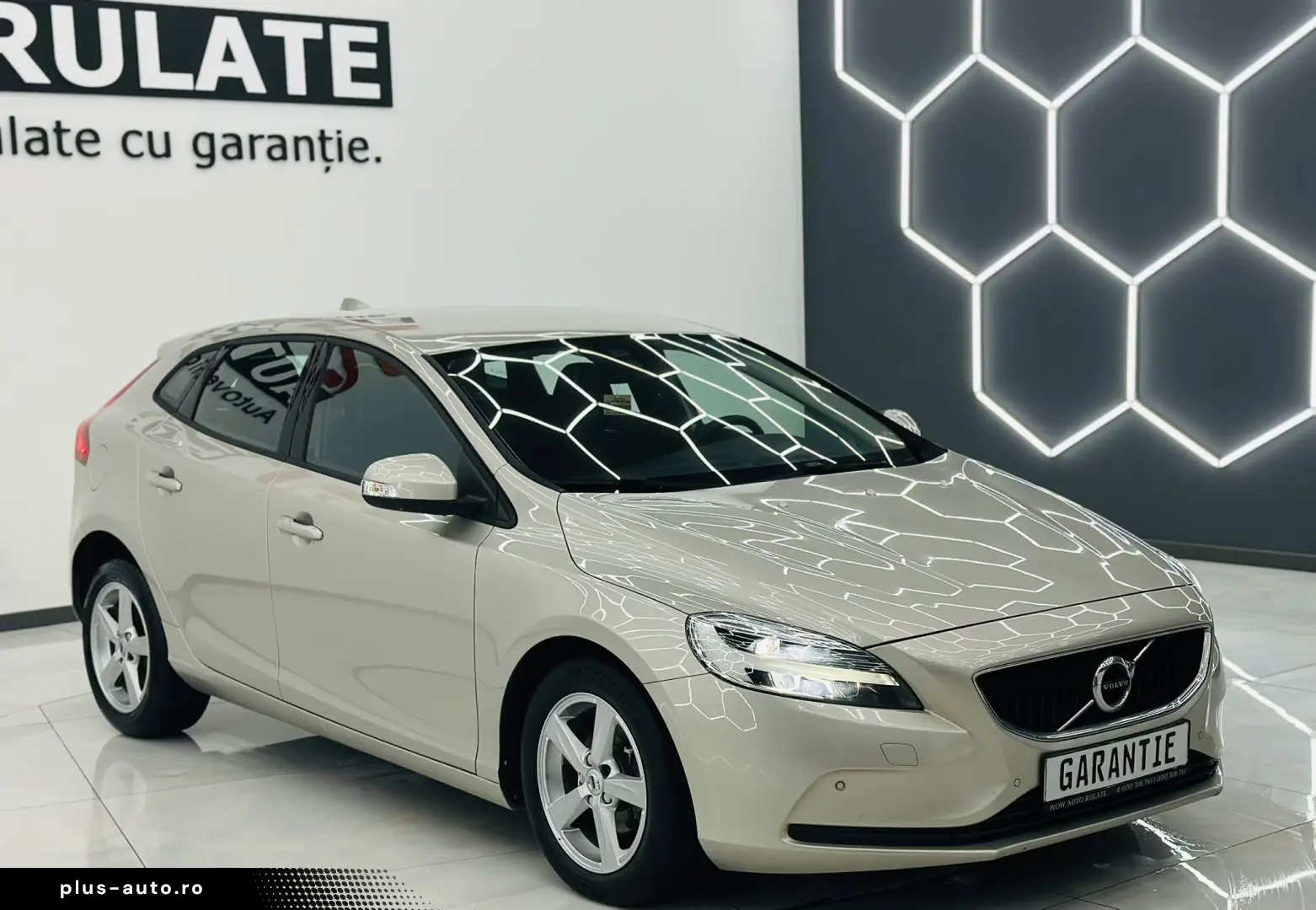 VOLVO V40 2018 2.0D E6 Garantie 12 Luni Rate Avans 0 Doar Cu