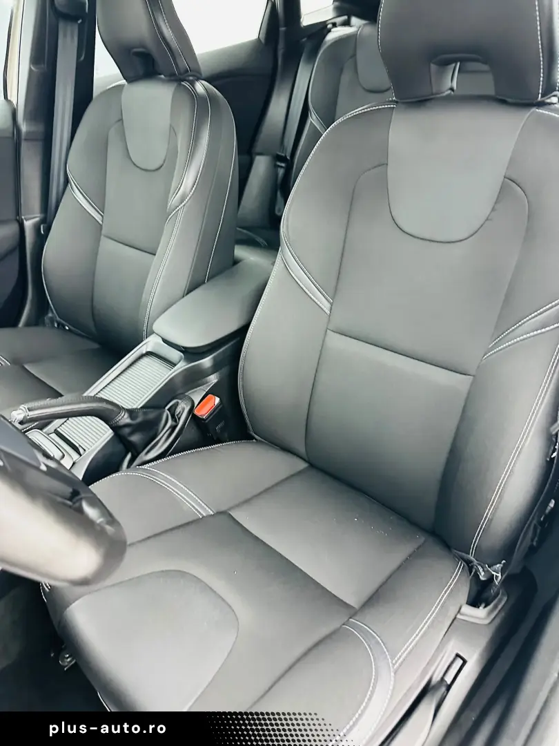 VOLVO V40 2018 2.0D E6 Garantie 12 Luni Rate Avans 0 Doar Cu