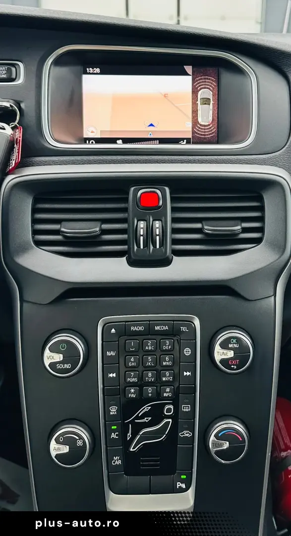 VOLVO V40 2018 2.0D E6 Garantie 12 Luni Rate Avans 0 Doar Cu