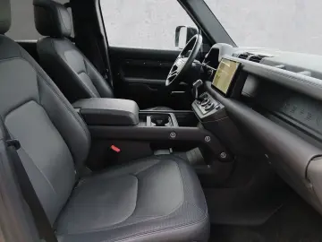 LAND ROVER Defender 110 D250 X-Dynamic HSE AHK  in Seidenma