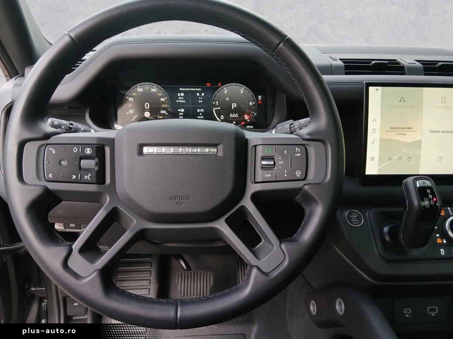 LAND ROVER Defender 110 D250 X-Dynamic HSE AHK  in Seidenma