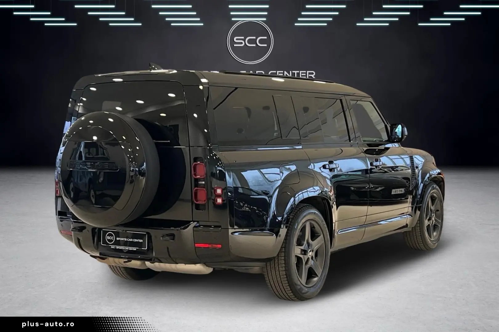 LAND ROVER Defender 130 D300 AWD X-Dynamic SE 8 seats