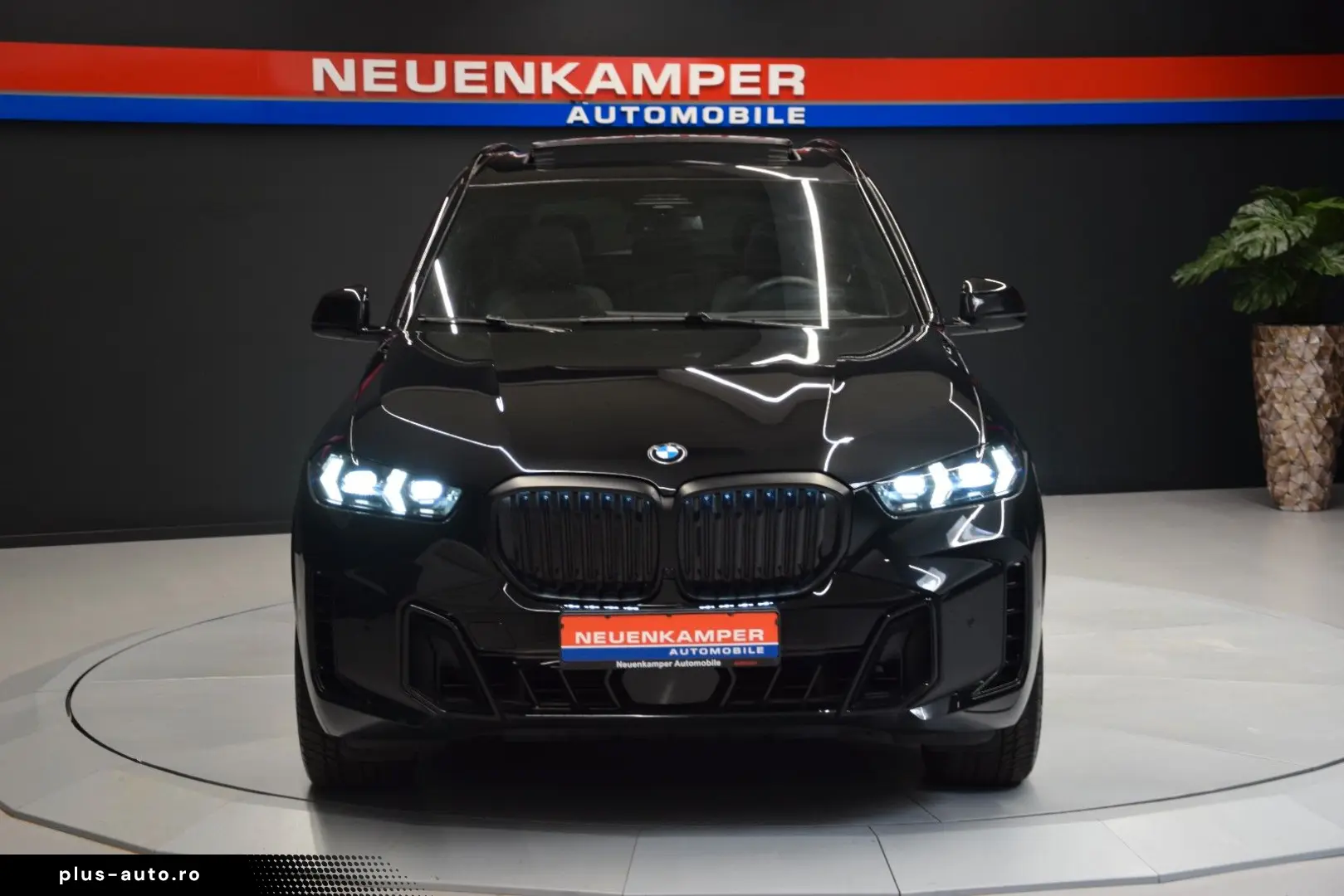 BMW X5 30 d xDrive M Sport Pano Sitzbelüft. AHK HuD