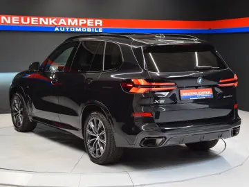 BMW X5 30 d xDrive M Sport Pano Sitzbelüft. AHK HuD