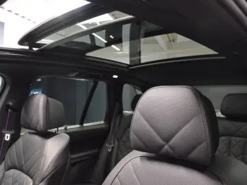 BMW X5 30 d xDrive M Sport Pano Sitzbelüft. AHK HuD