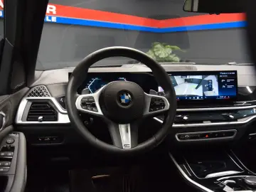 BMW X5 30 d xDrive M Sport Pano Sitzbelüft. AHK HuD