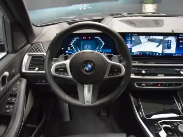 BMW X5 30 d xDrive M Sport Pano Sitzbelüft. AHK HuD