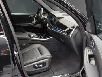 BMW X5 30 d xDrive M Sport Pano Sitzbelüft. AHK HuD