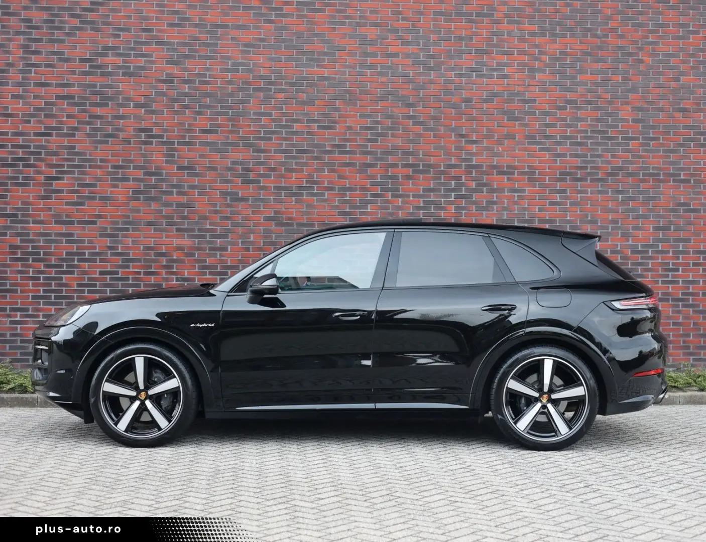 PORSCHE Cayenne E-Hybrid