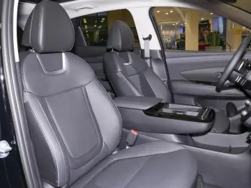 HYUNDAI TUCSON Plug-In-Hybrid 4WD Prime VOLLAUSSTATTUNG