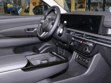 HYUNDAI TUCSON Plug-In-Hybrid 4WD Prime VOLLAUSSTATTUNG