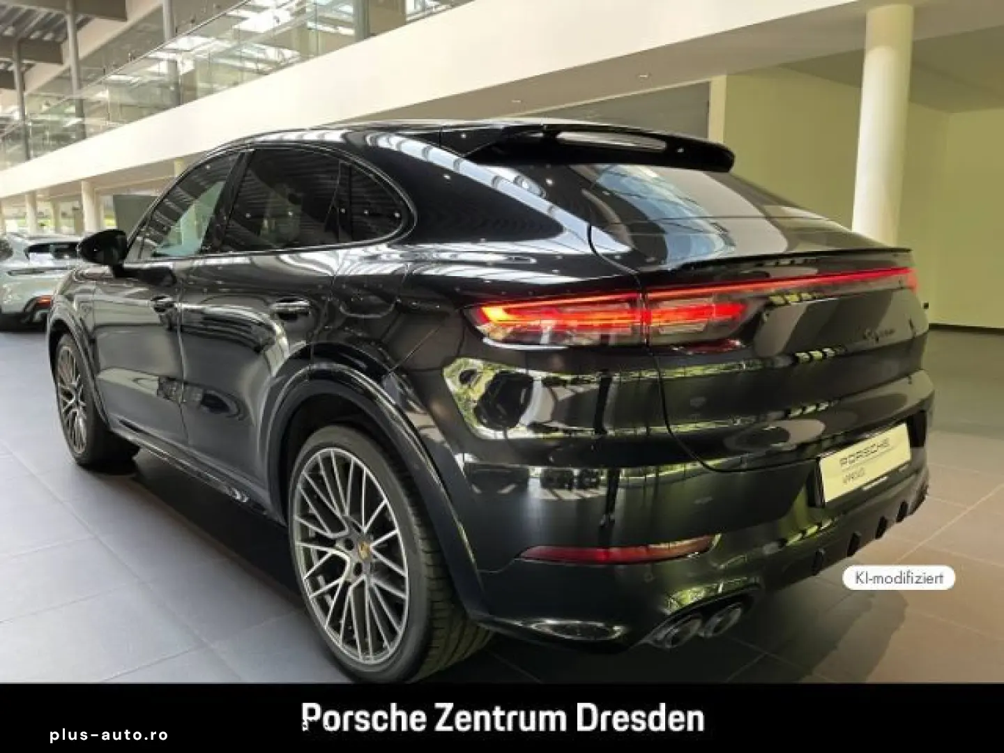 PORSCHE Cayenne E-Hybrid Coupe Platinum Edition Head-Up