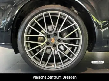 PORSCHE Cayenne E-Hybrid Coupe Platinum Edition Head-Up