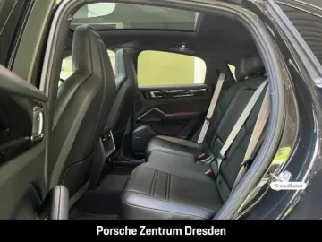 PORSCHE Cayenne E-Hybrid Coupe Platinum Edition Head-Up