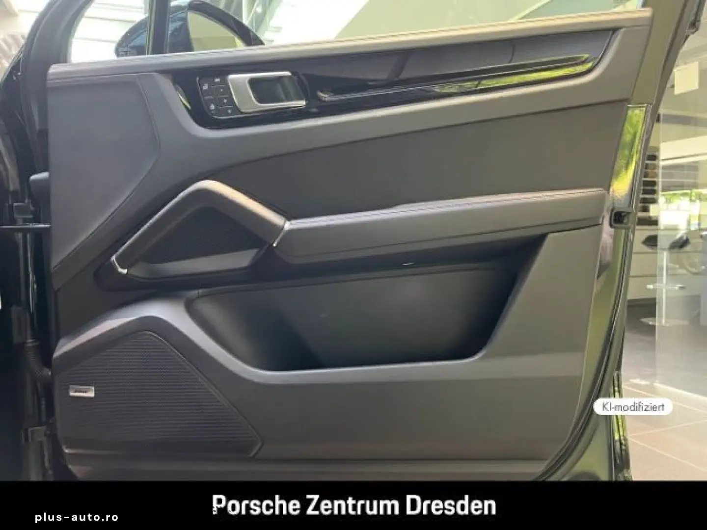 PORSCHE Cayenne E-Hybrid Coupe Platinum Edition Head-Up