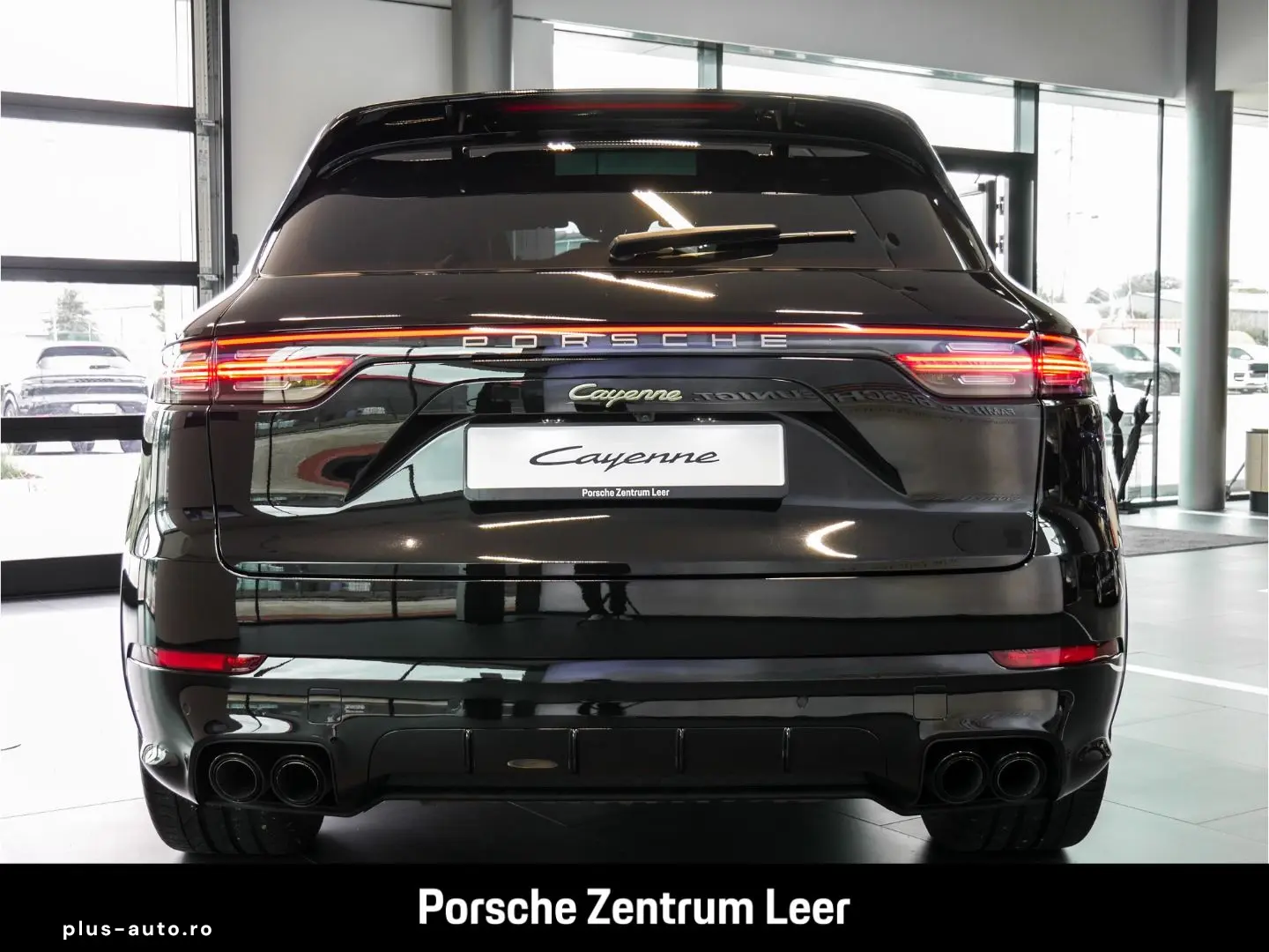 PORSCHE Cayenne E-Hybrid Platinum Pano Luftf. BOSE 360