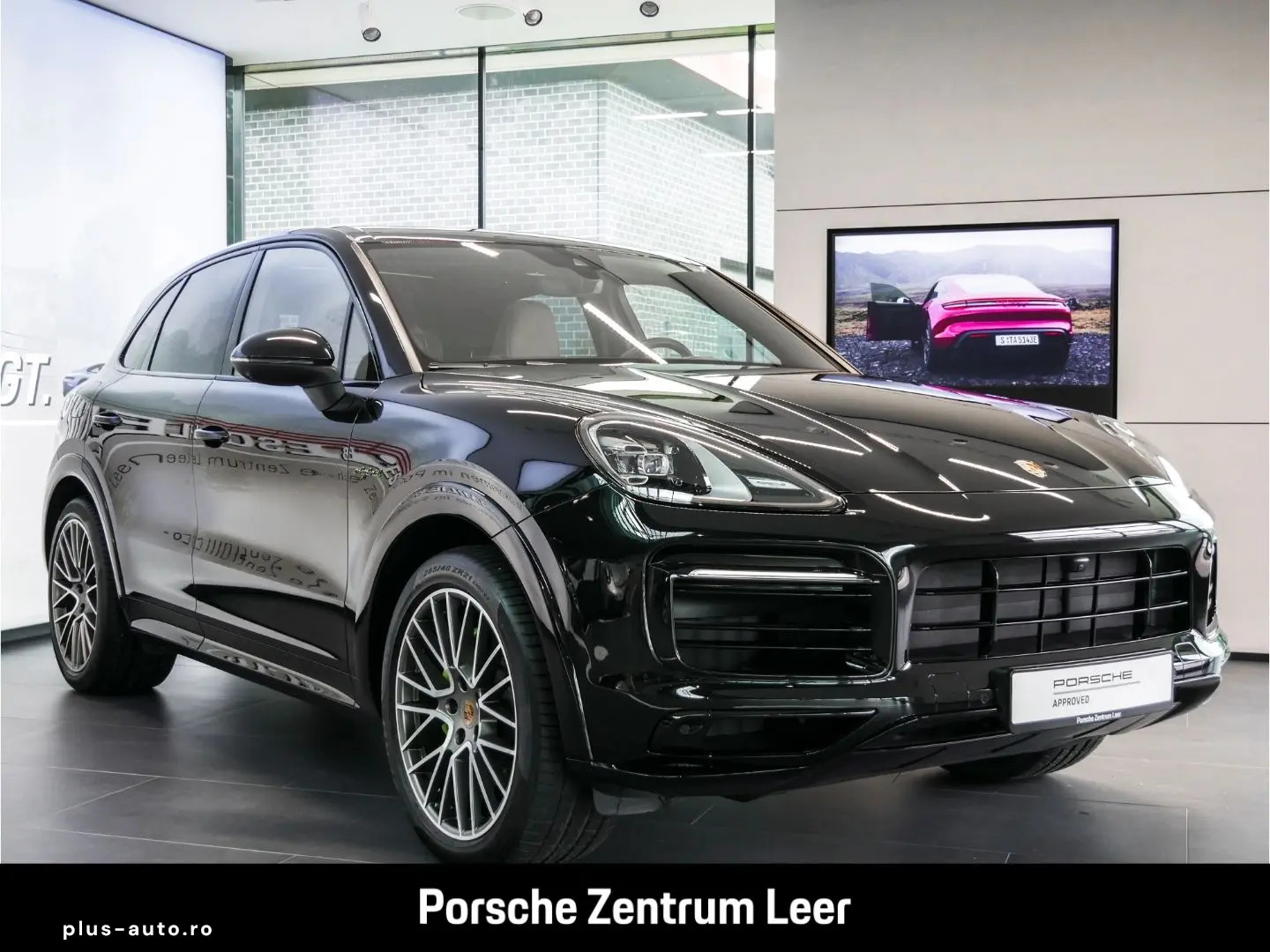 PORSCHE Cayenne E-Hybrid Platinum Pano Luftf. BOSE 360