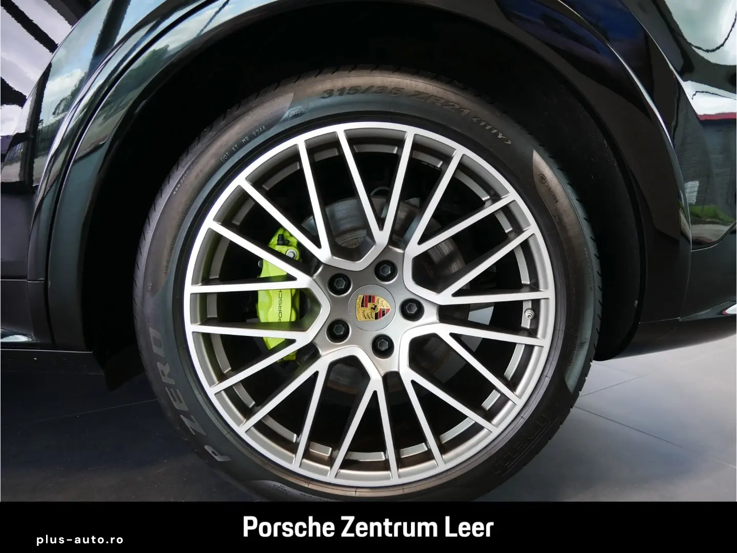PORSCHE Cayenne E-Hybrid Platinum Pano Luftf. BOSE 360