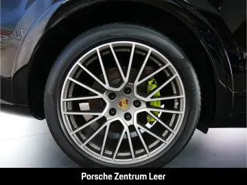 PORSCHE Cayenne E-Hybrid Platinum Pano Luftf. BOSE 360