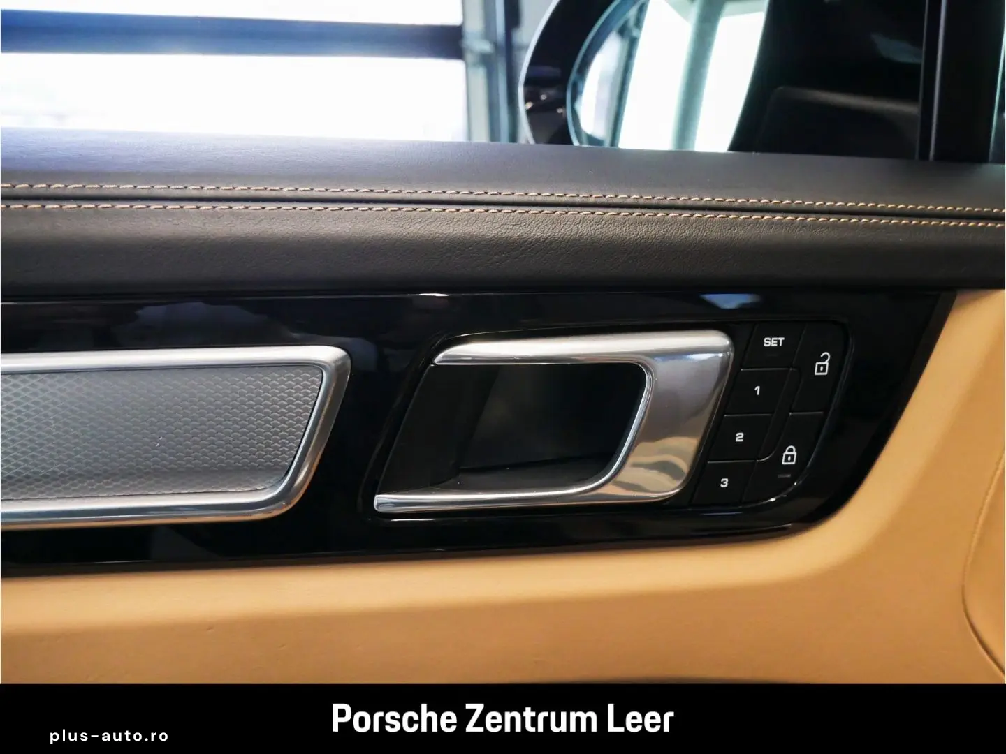 PORSCHE Cayenne E-Hybrid Platinum Pano Luftf. BOSE 360