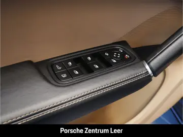 PORSCHE Cayenne E-Hybrid Platinum Pano Luftf. BOSE 360