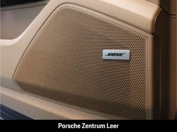 PORSCHE Cayenne E-Hybrid Platinum Pano Luftf. BOSE 360