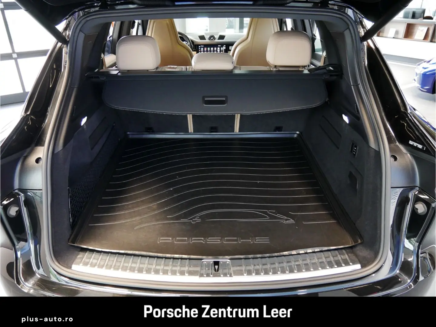 PORSCHE Cayenne E-Hybrid Platinum Pano Luftf. BOSE 360