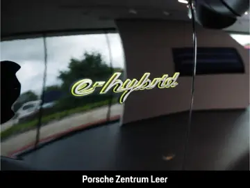 PORSCHE Cayenne E-Hybrid Platinum Pano Luftf. BOSE 360
