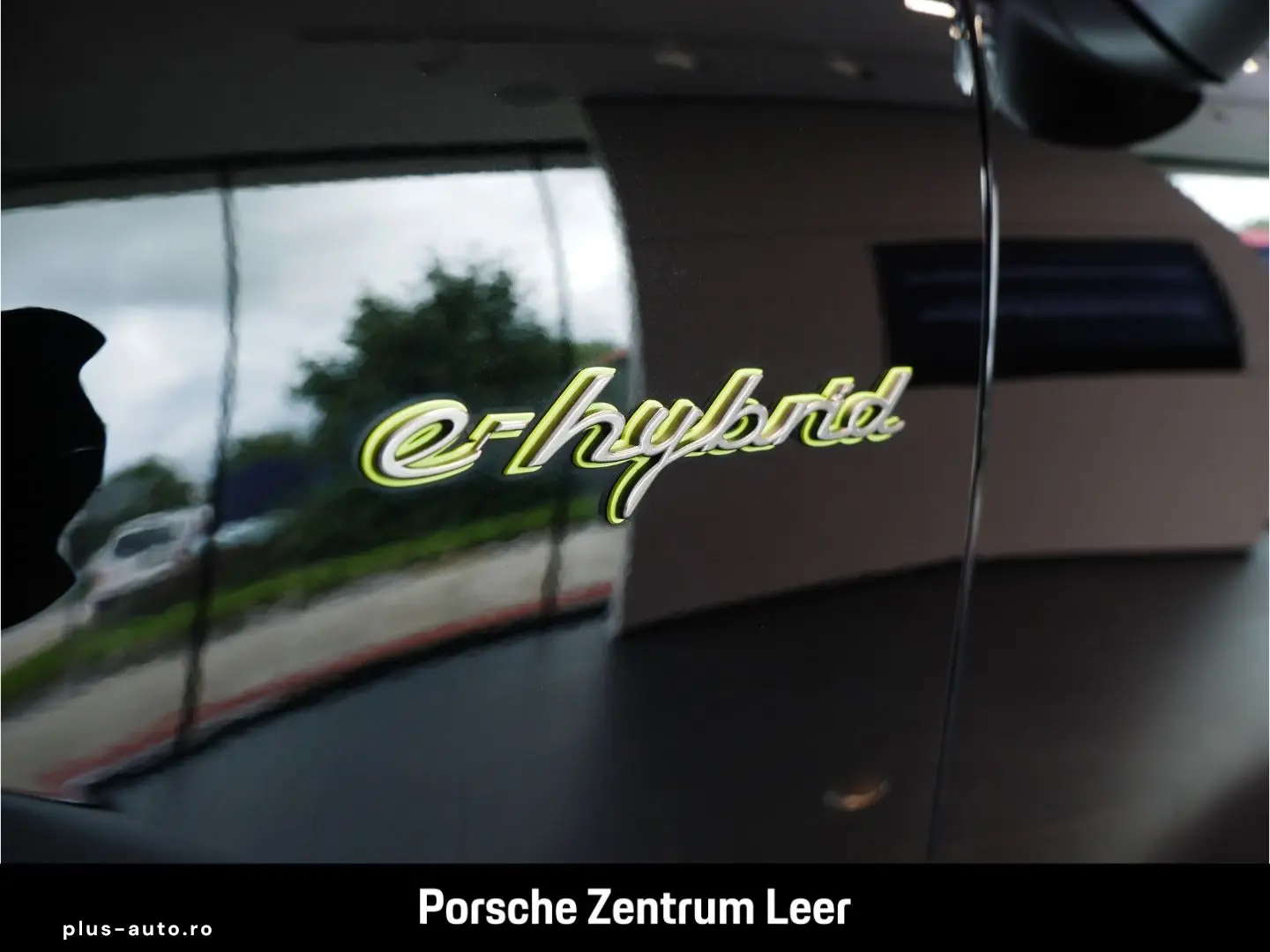 PORSCHE Cayenne E-Hybrid Platinum Pano Luftf. BOSE 360