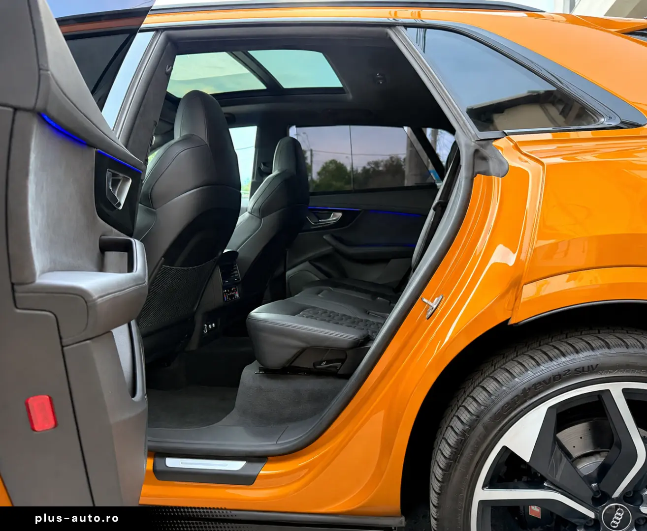 Audi RSQ8