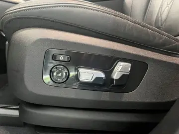 BMW X5 xDrive 30d M-Sport HUD ACC RFK Memory Navi Le