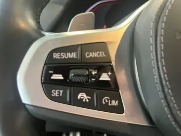 BMW X5 xDrive 30d M-Sport HUD ACC RFK Memory Navi Le