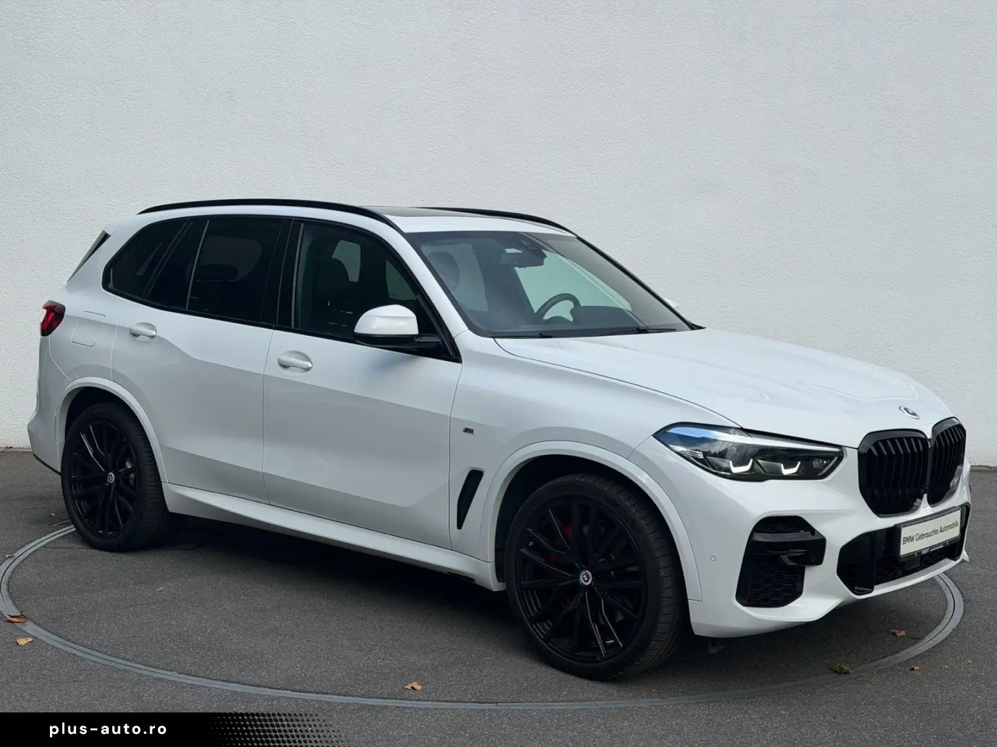 BMW X5 xDrive30d M SPORT PANO AHK KAMERA HUD LM22 HK