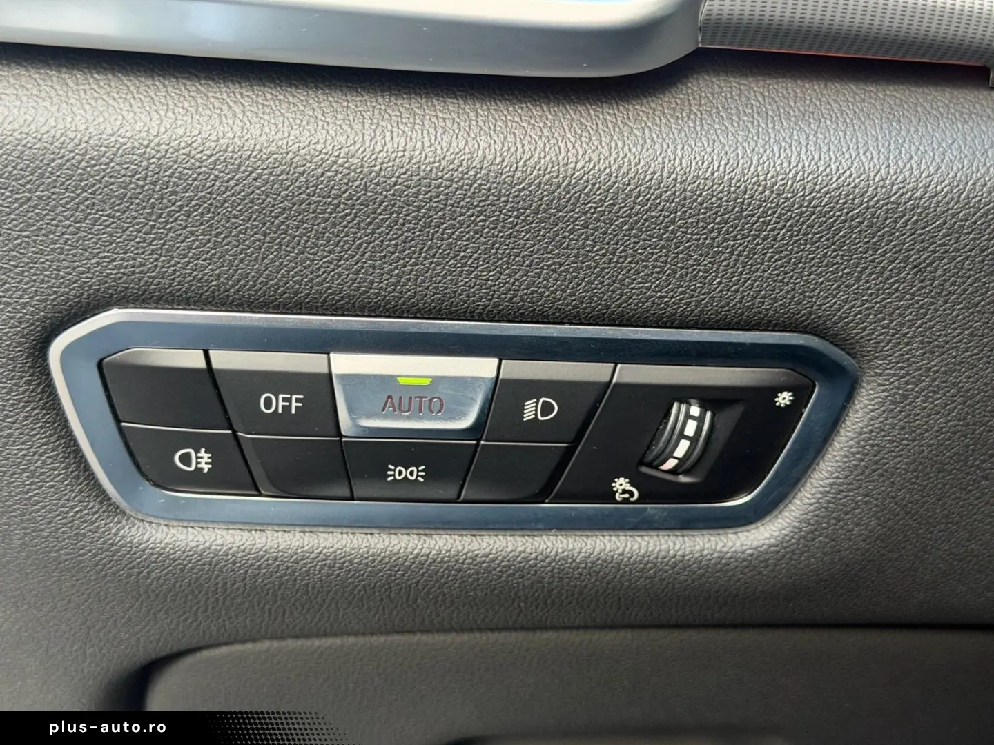 BMW X5 xDrive30d M SPORT PANO AHK KAMERA HUD LM22 HK
