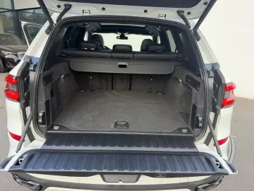 BMW X5 xDrive30d M SPORT PANO AHK KAMERA HUD LM22 HK